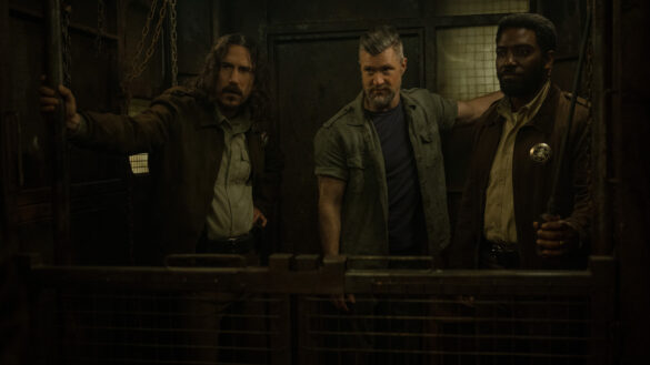 Knox, Deputy Hank and Sheriff Billings investigate the hidden lift and stolen supplies in Silo 18. Apple TV